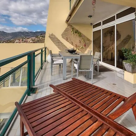 Apartment Penthouse On Praia Formosa Beach