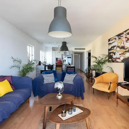 Apartment Penthouse On Praia Formosa Beach Funchal (Madeira)
